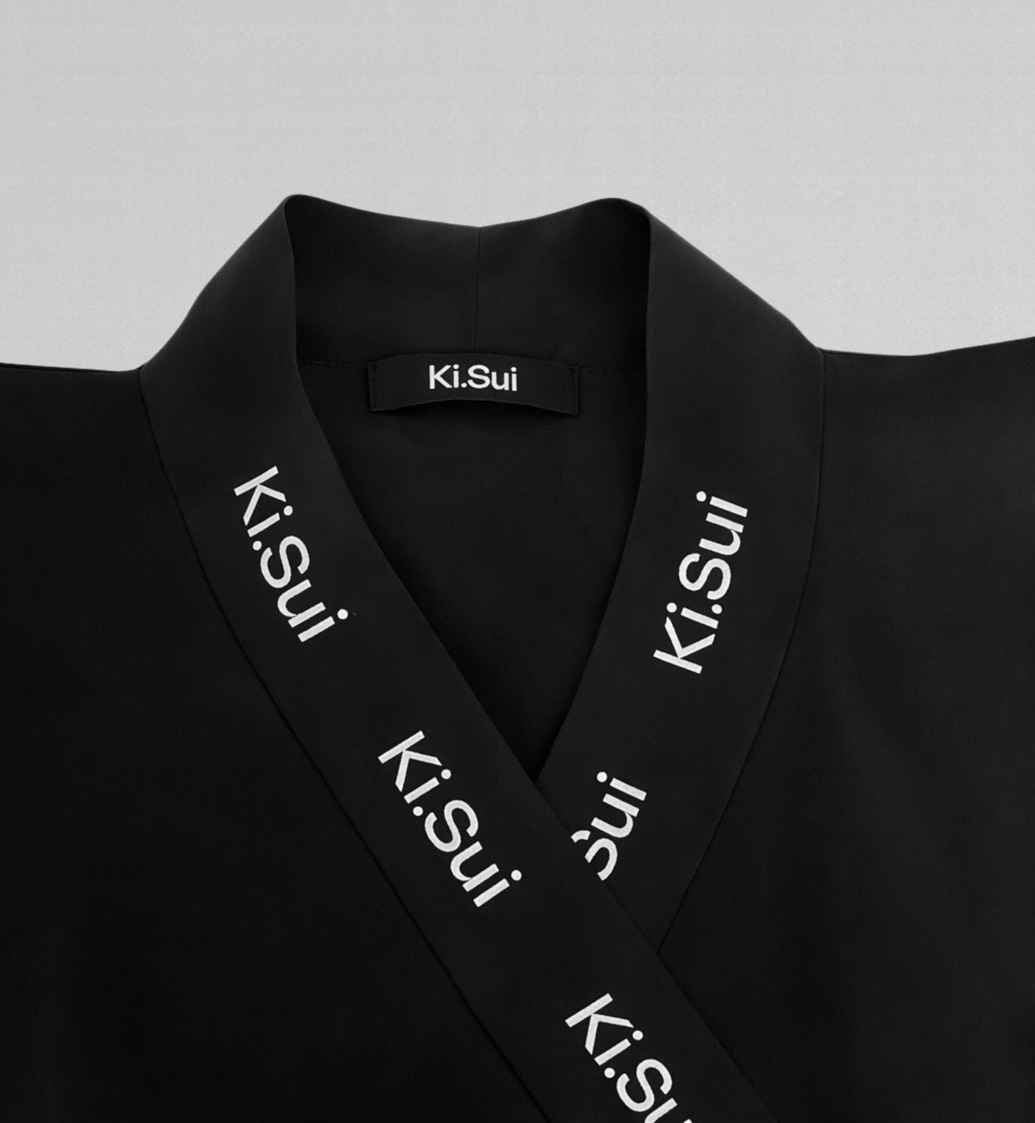 Ki.Sui Robe